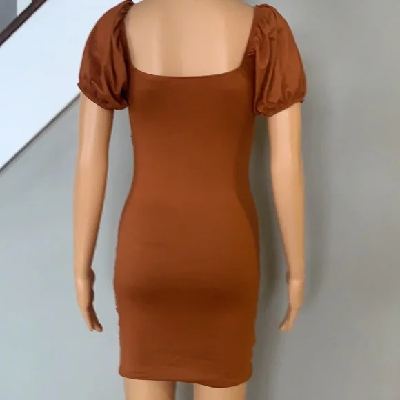 Dress - Picture 5 of 5